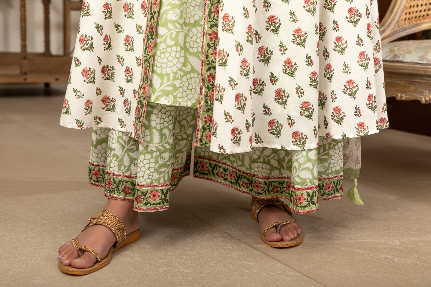 Mastani Buti Collection Kurta Set