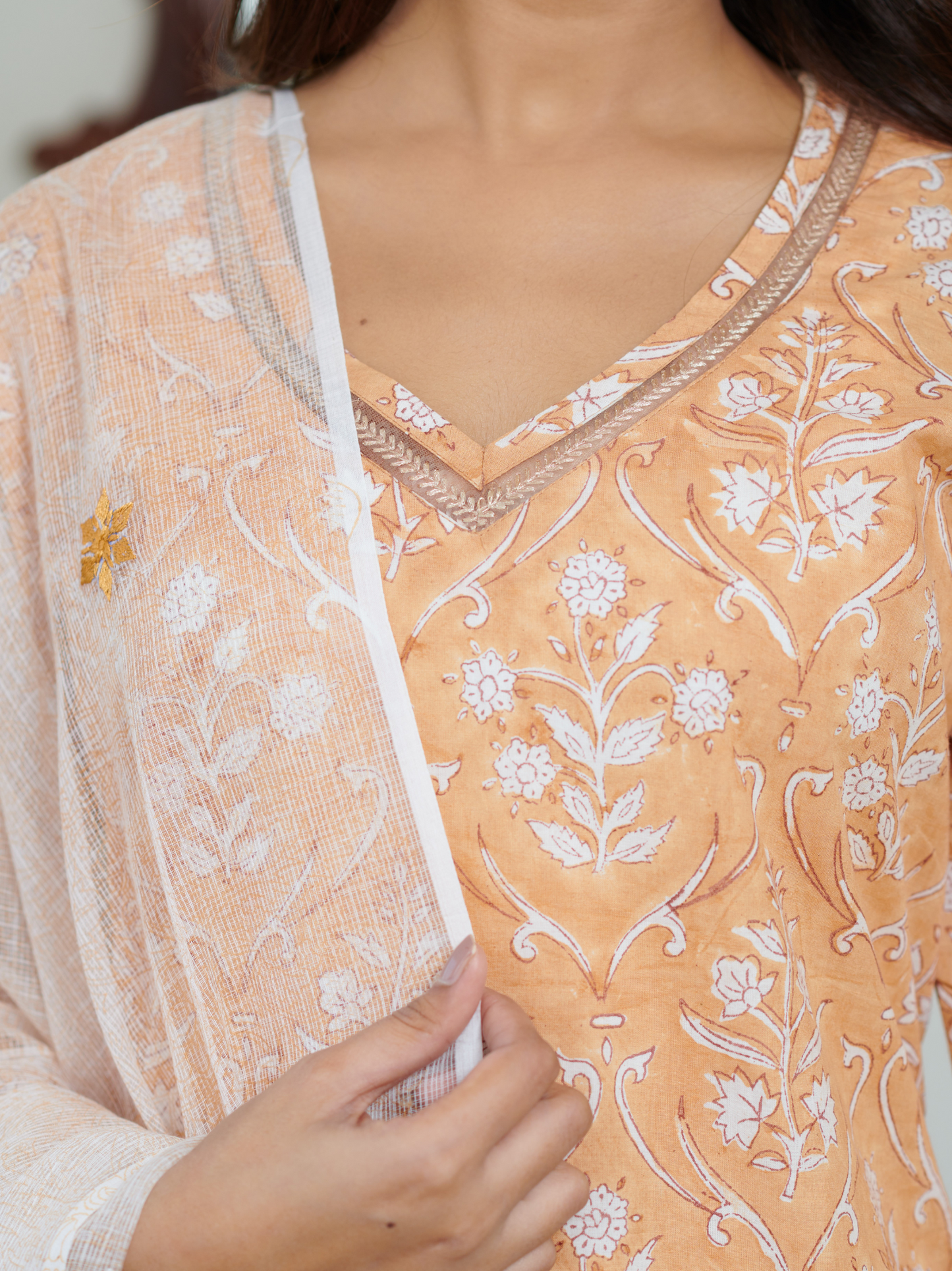 Saanvi Pastel Peach Buti Kurta Set