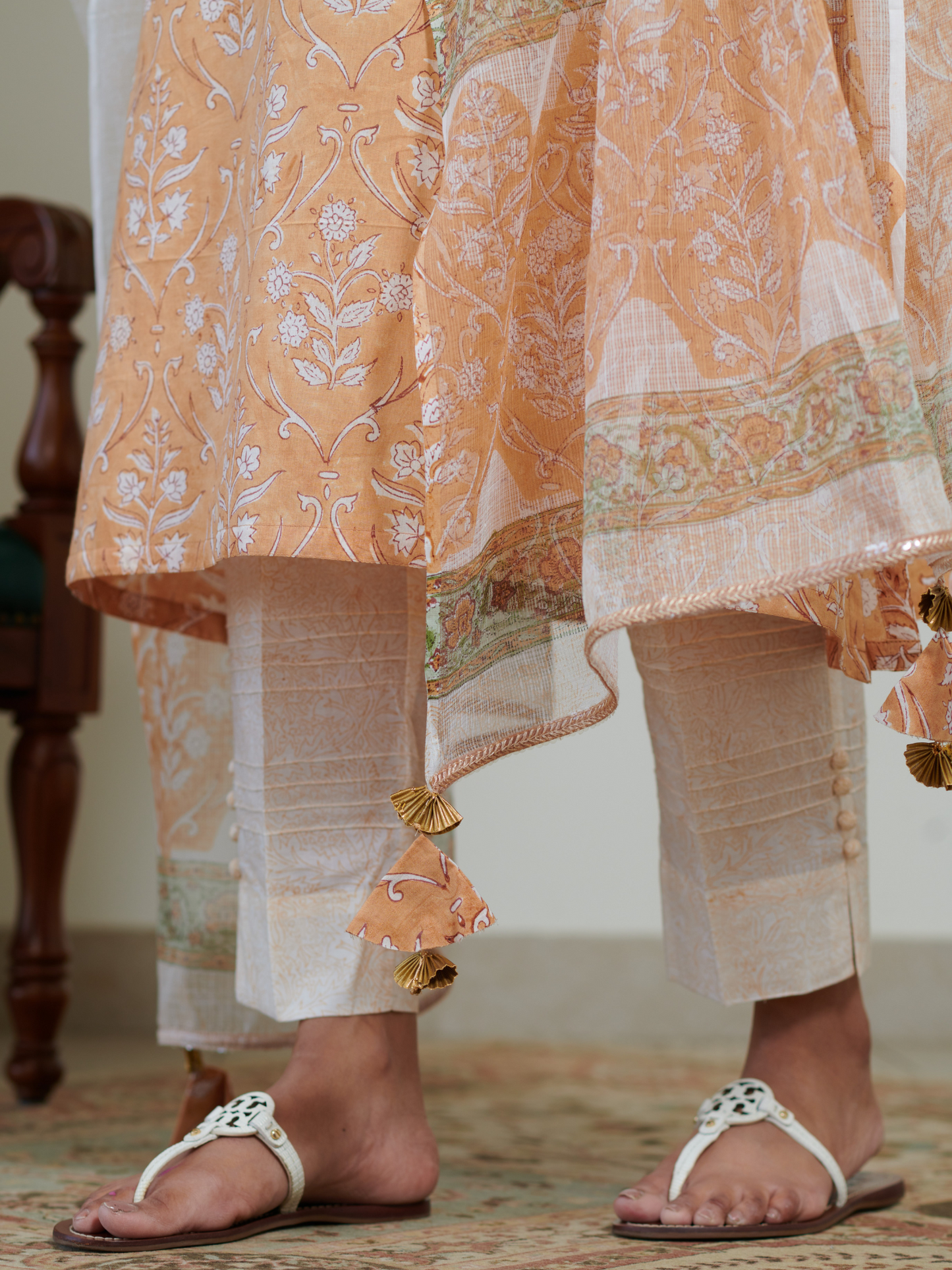 Saanvi Pastel Peach Buti Kurta Set