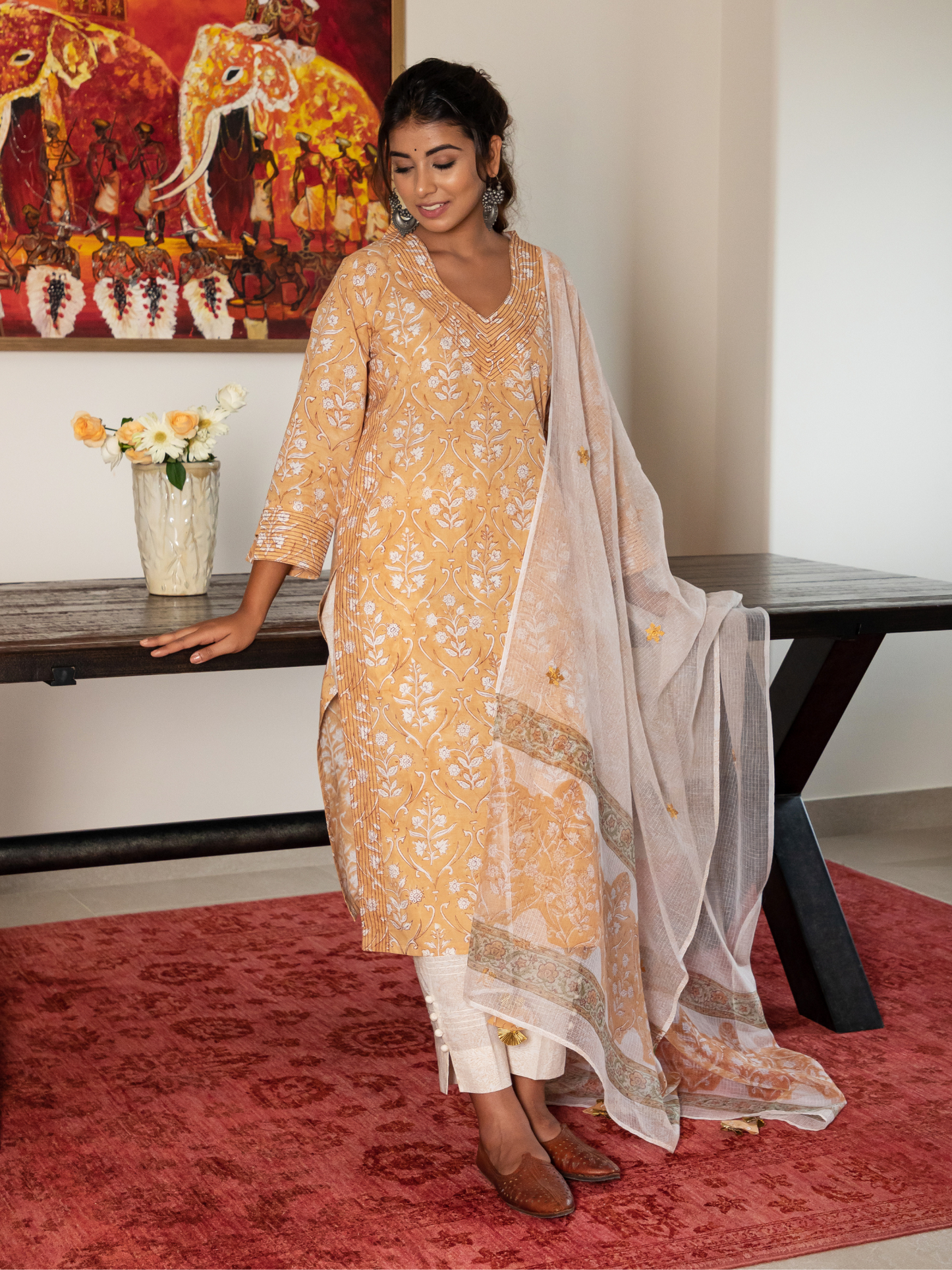 Sunheri Floral Jaal Kurta Set