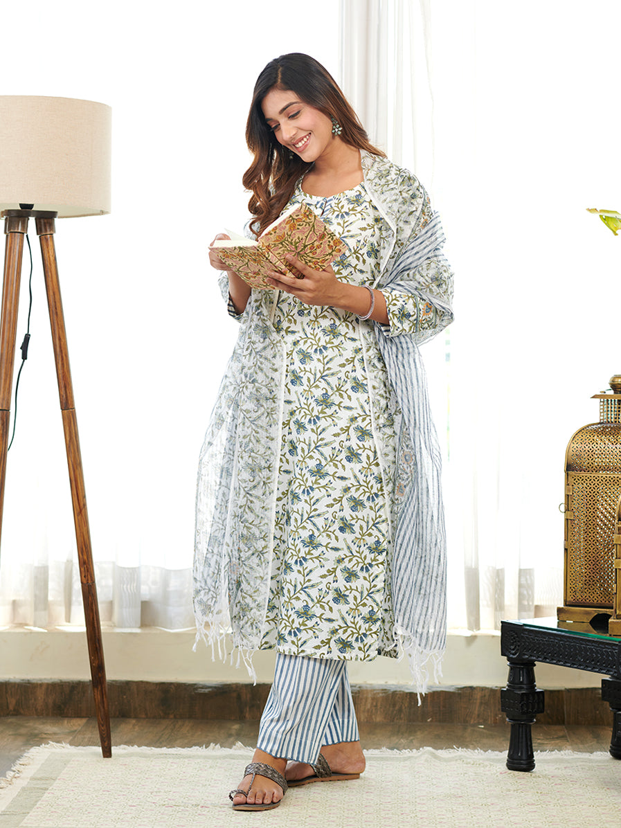 Aarohana floral jaal Kurta Set