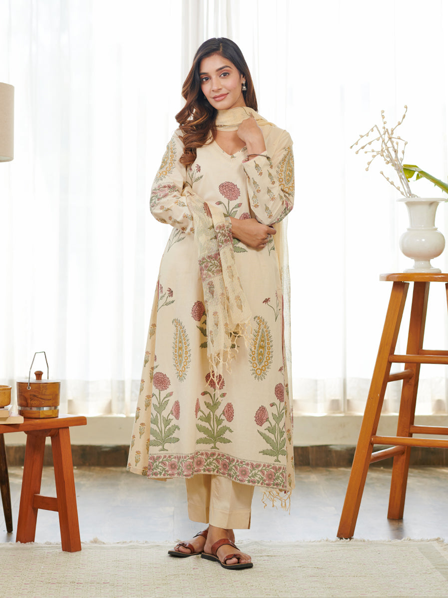 Gul Poppy Paisley Floral Buta Kurta Set