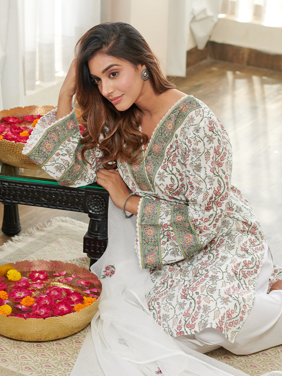 Rangrez Vine Floral Jaal Kurta Set