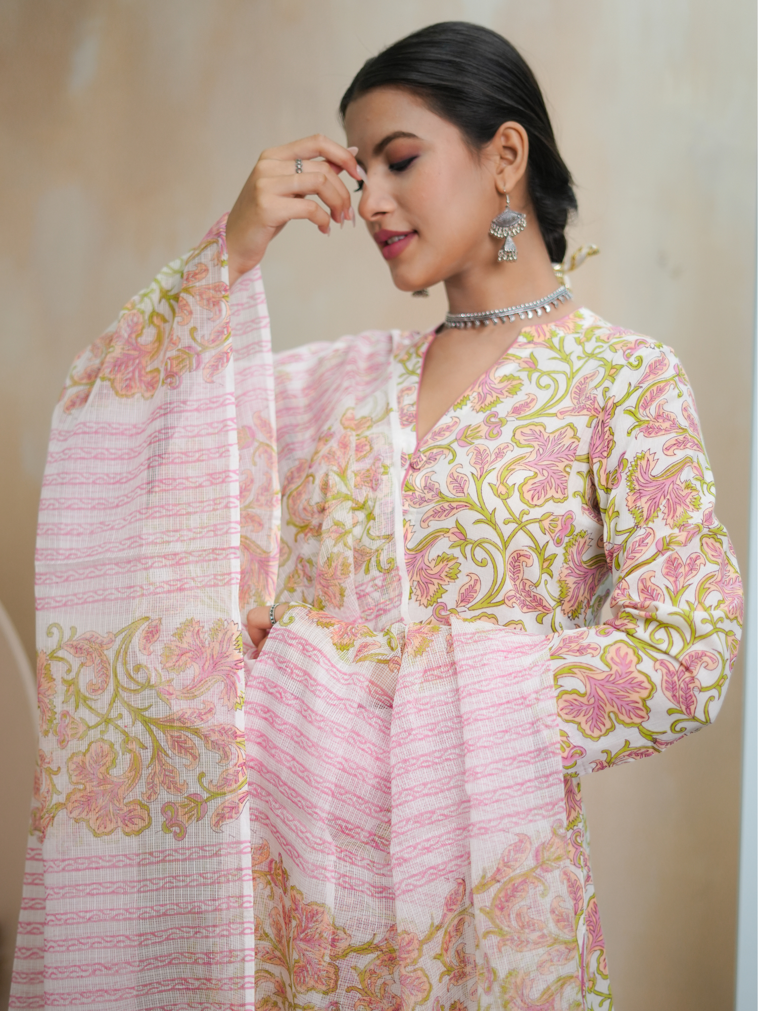 Nazneen Pink Floral Jaal Kurta Set