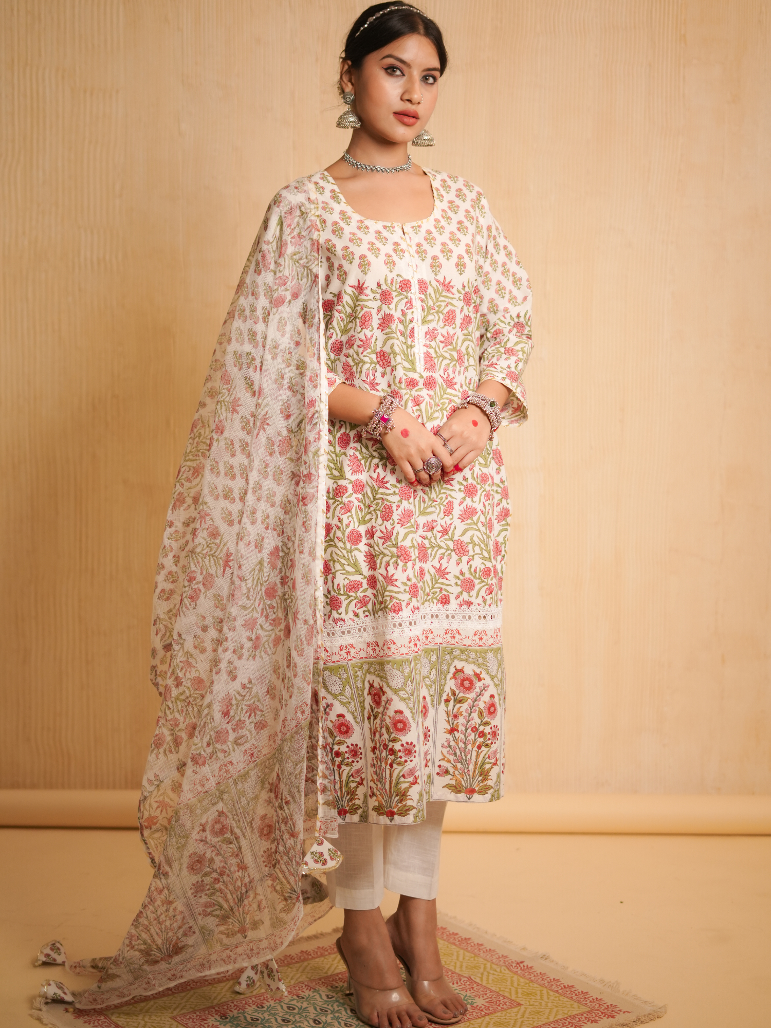 Nargis Mughal Baagh Floral Jaal Kurta Set