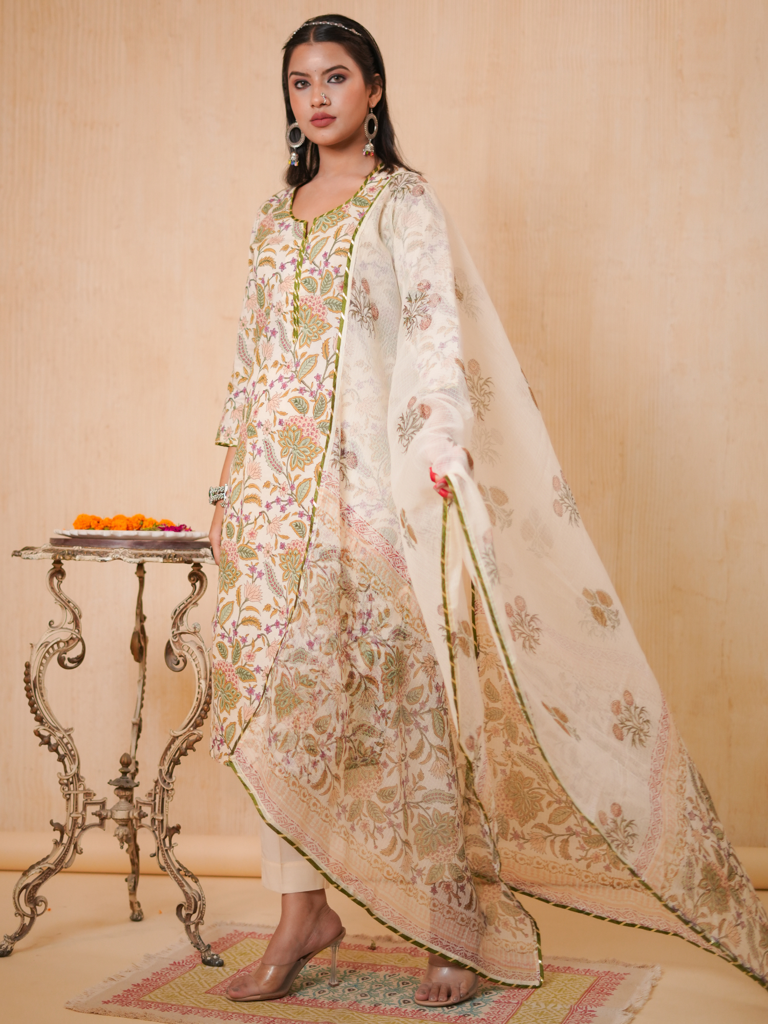 Zeinat Multi Floral Jaal Kurta Set