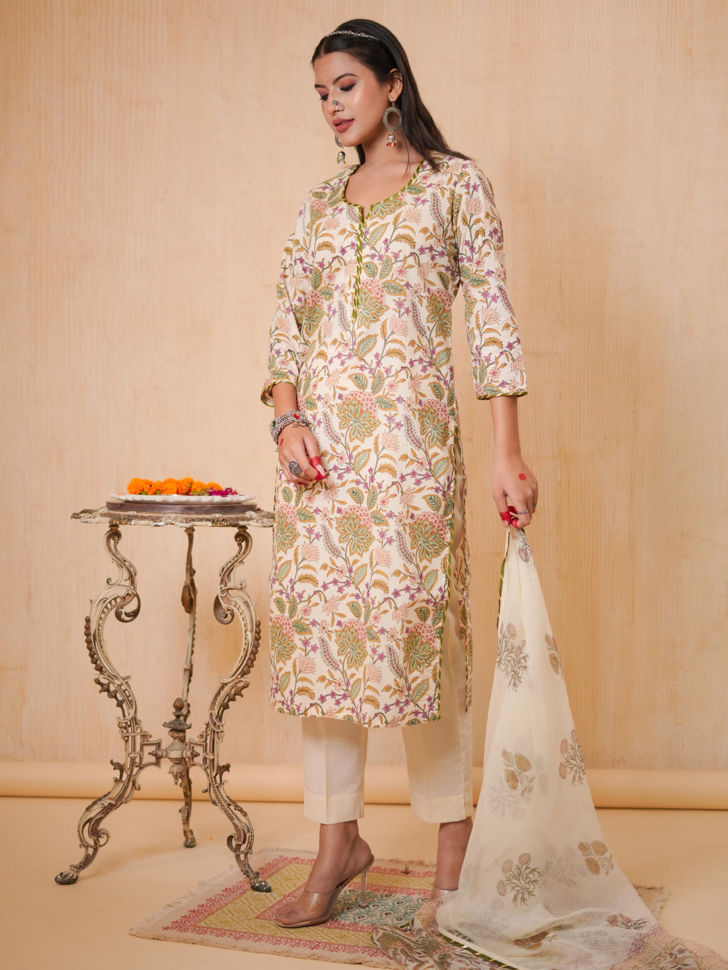 Zeinat Multi Floral Jaal Kurta Set