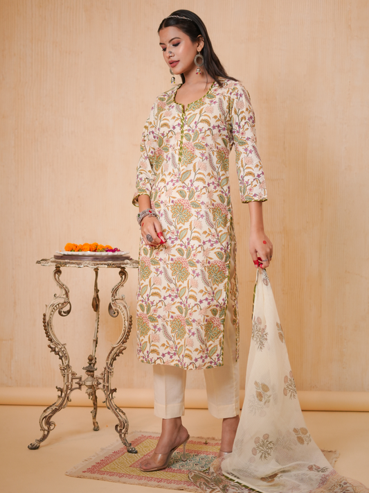 Zeinat Multi Floral Jaal Kurta and Pant.
