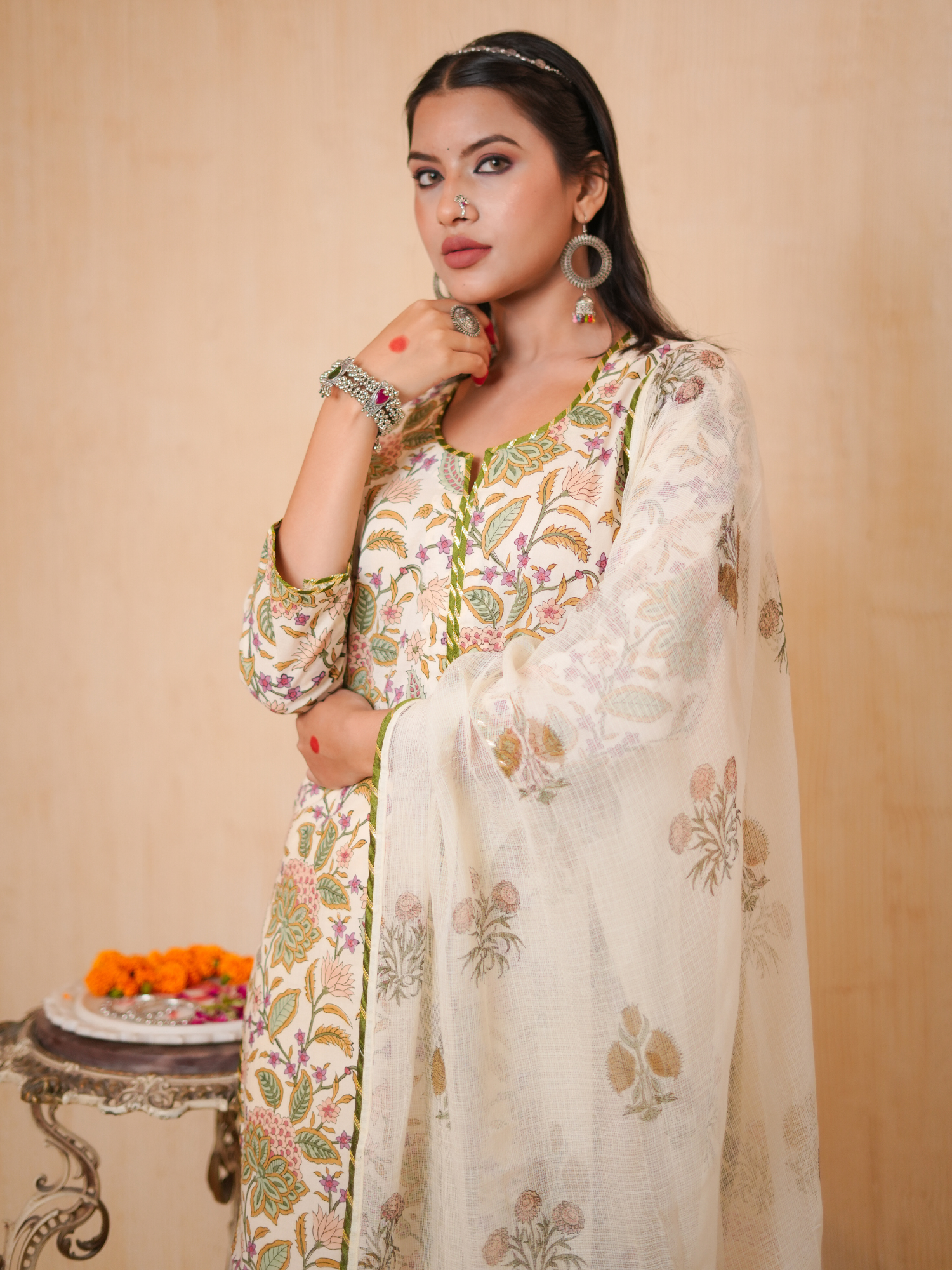 Zeinat Multi Floral Jaal Kurta Set