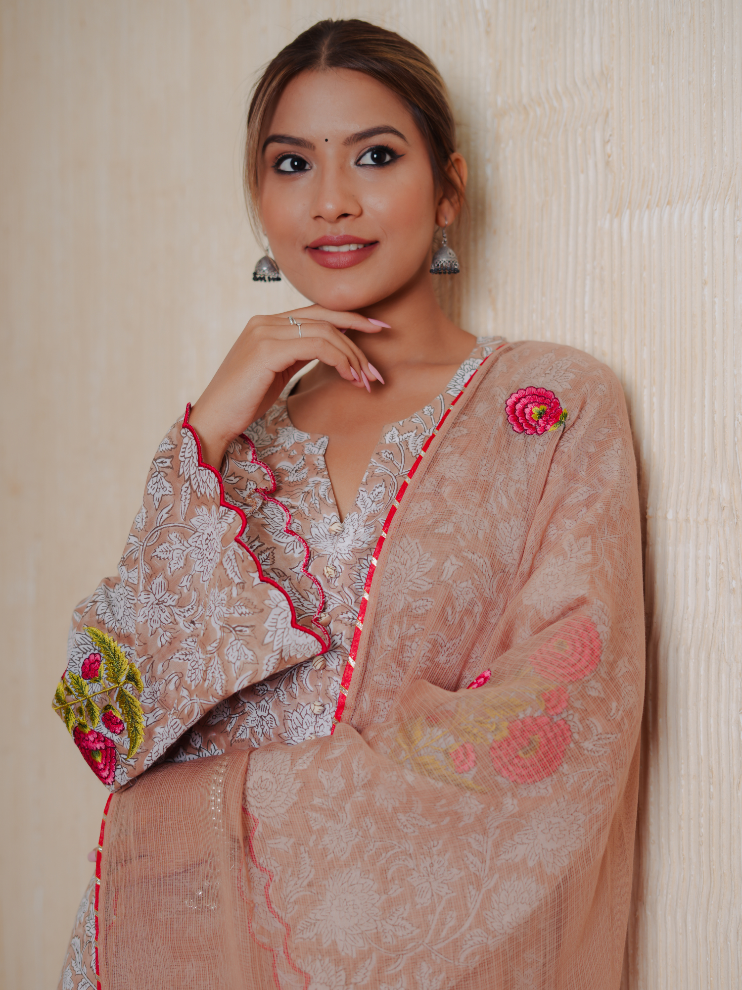 Khwab Embroidered Floral Buta Kurta Set