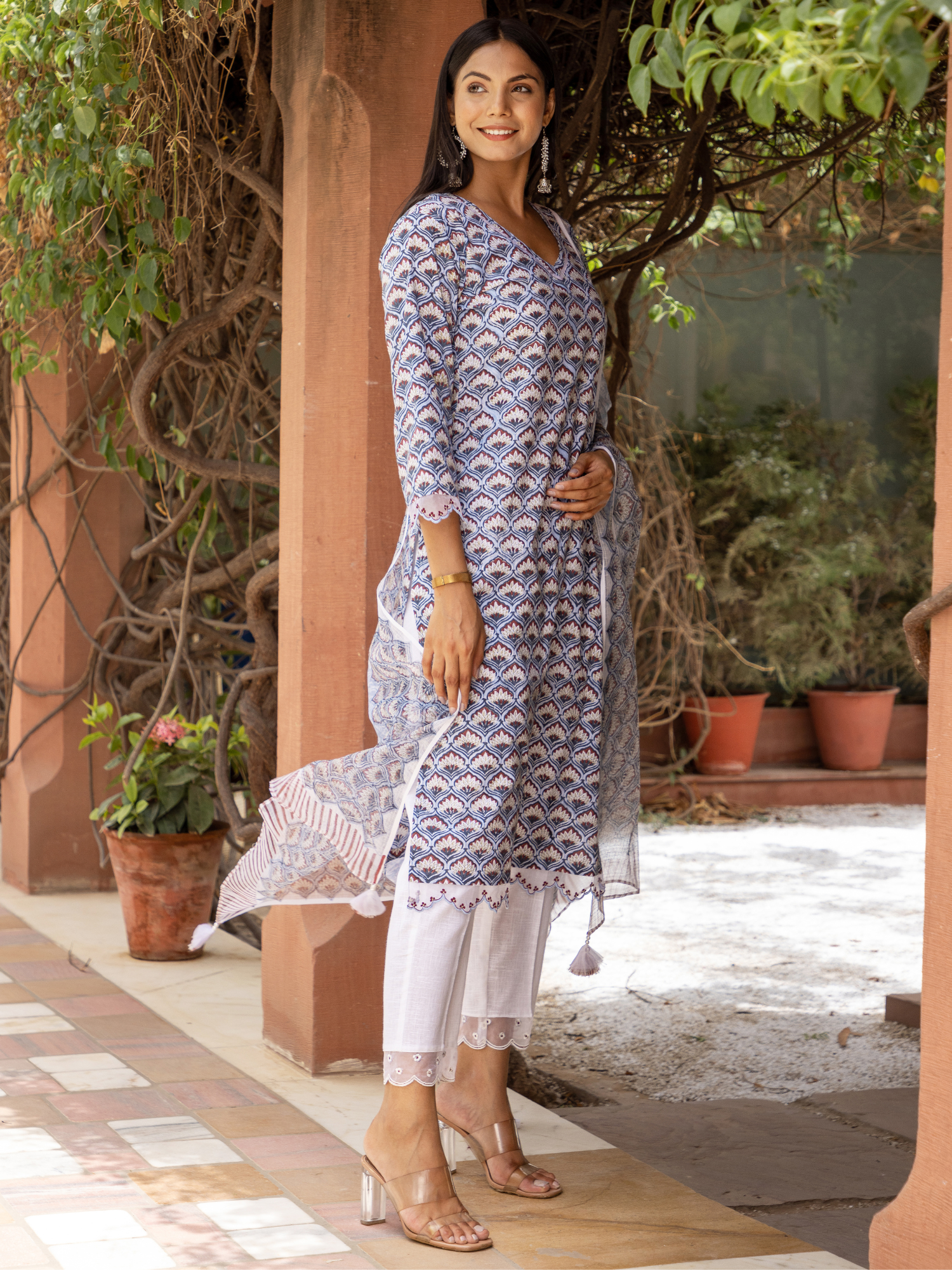 Blue Mughal Mehrab Buti Kurta Set