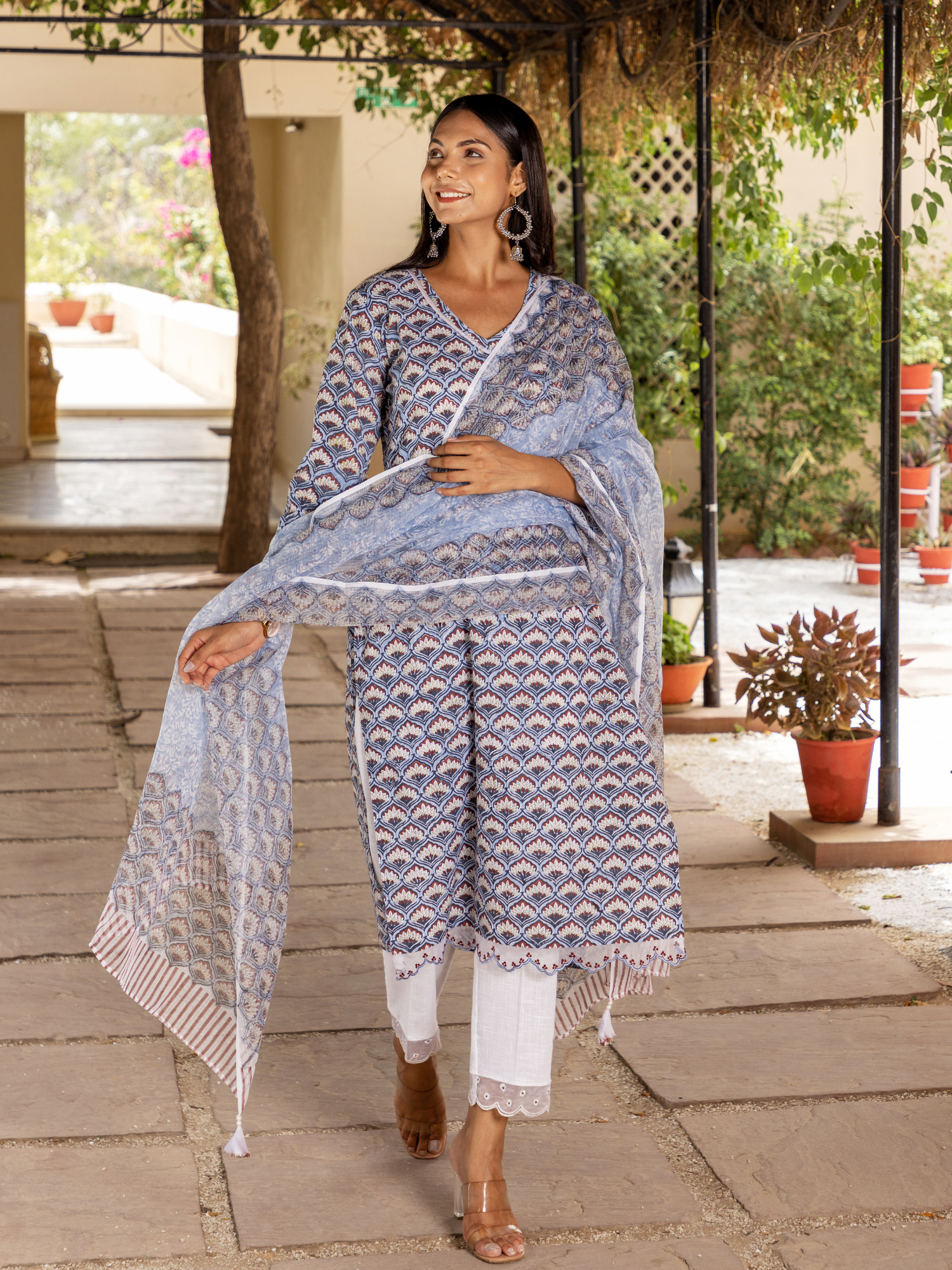 Blue Mughal Mehrab Buti Kurta Set