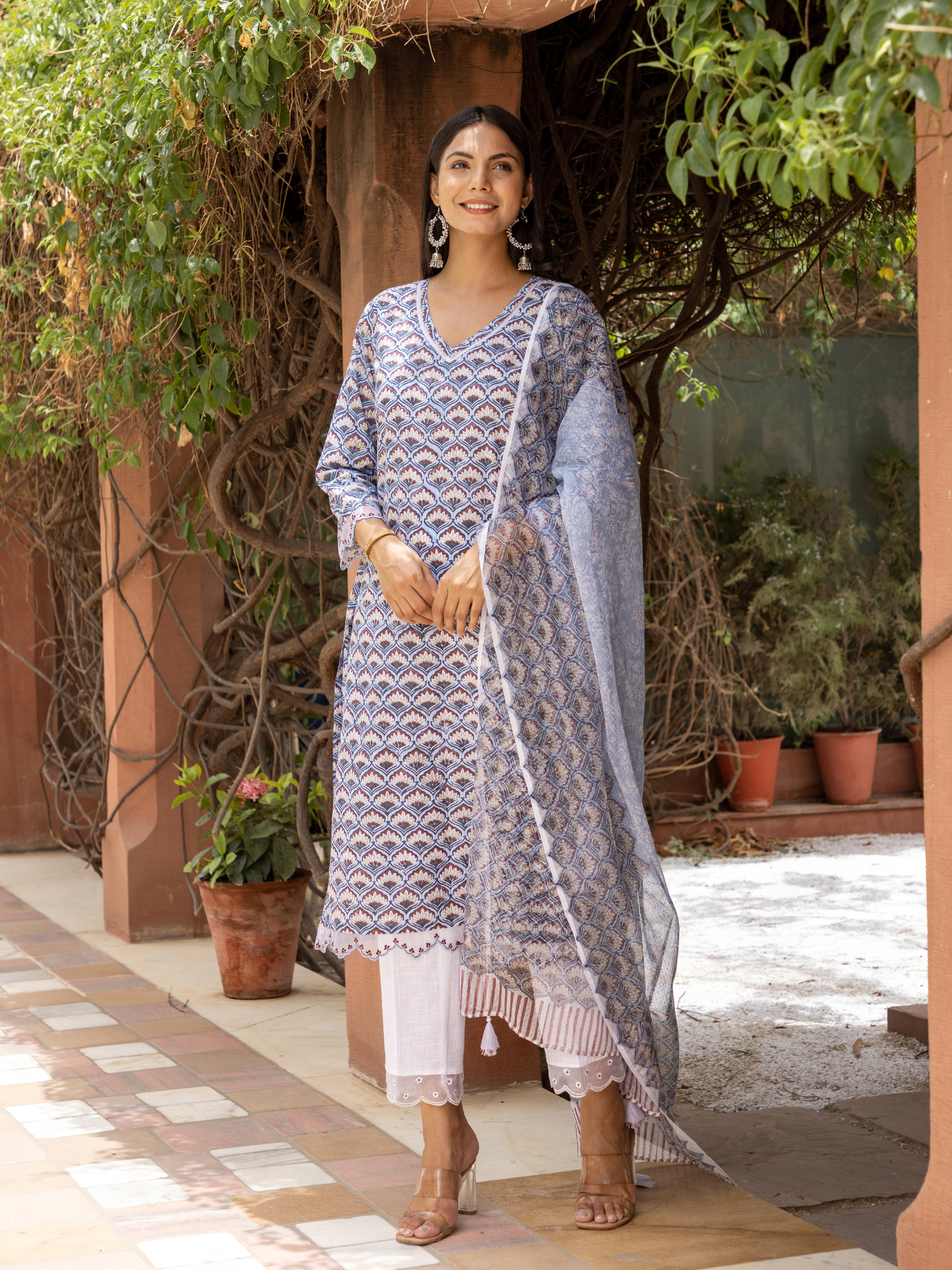 Blue Mughal Mehrab Buti Kurta Set